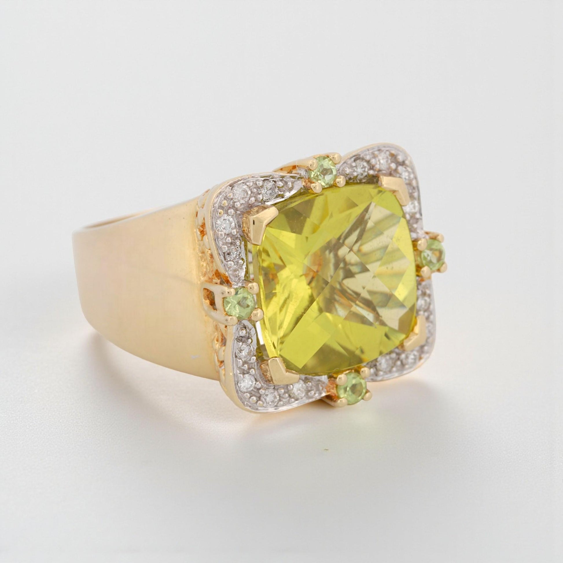 14K Yellow Gold Cushion Gemstone & Diamond Halo Statement Ring Size 7.5
