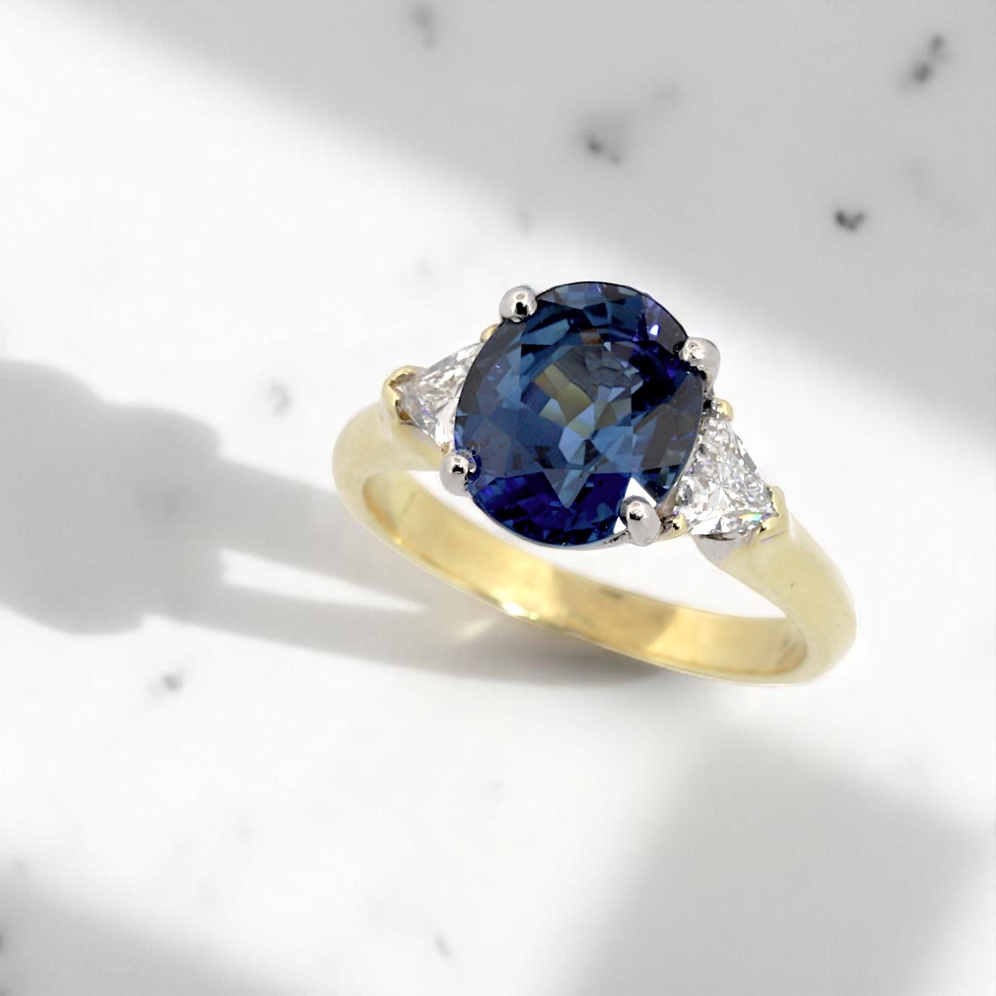 Thailand Natural Blue Sapphire & Diamond Ring in 18K Gold – GIA Certified Signed