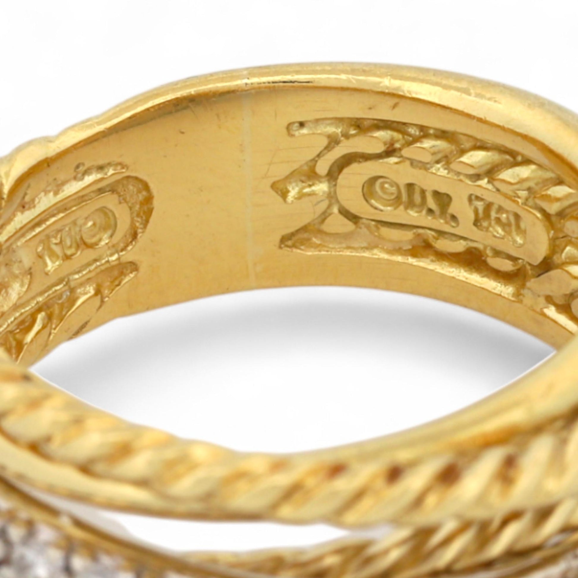 David Yurman 6.8mm Diamond Crossover Band in 18K Yellow Gold