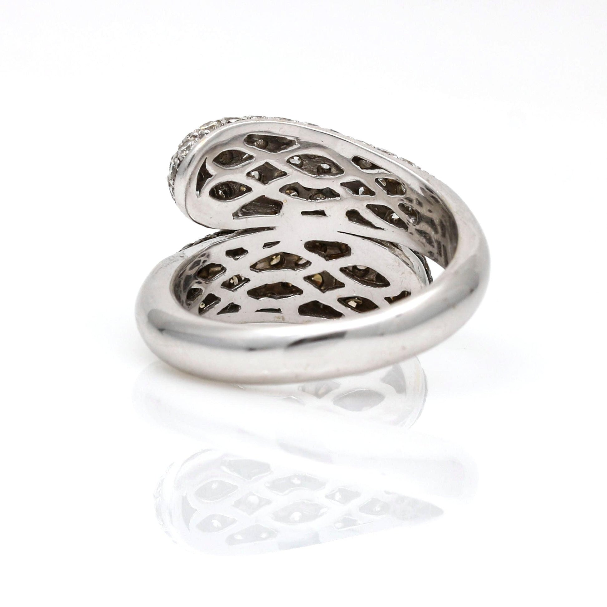 Women's Fancy Color Diamond Teardrop Bypass Ring in 18k White Gold - 31 Jewels Inc.