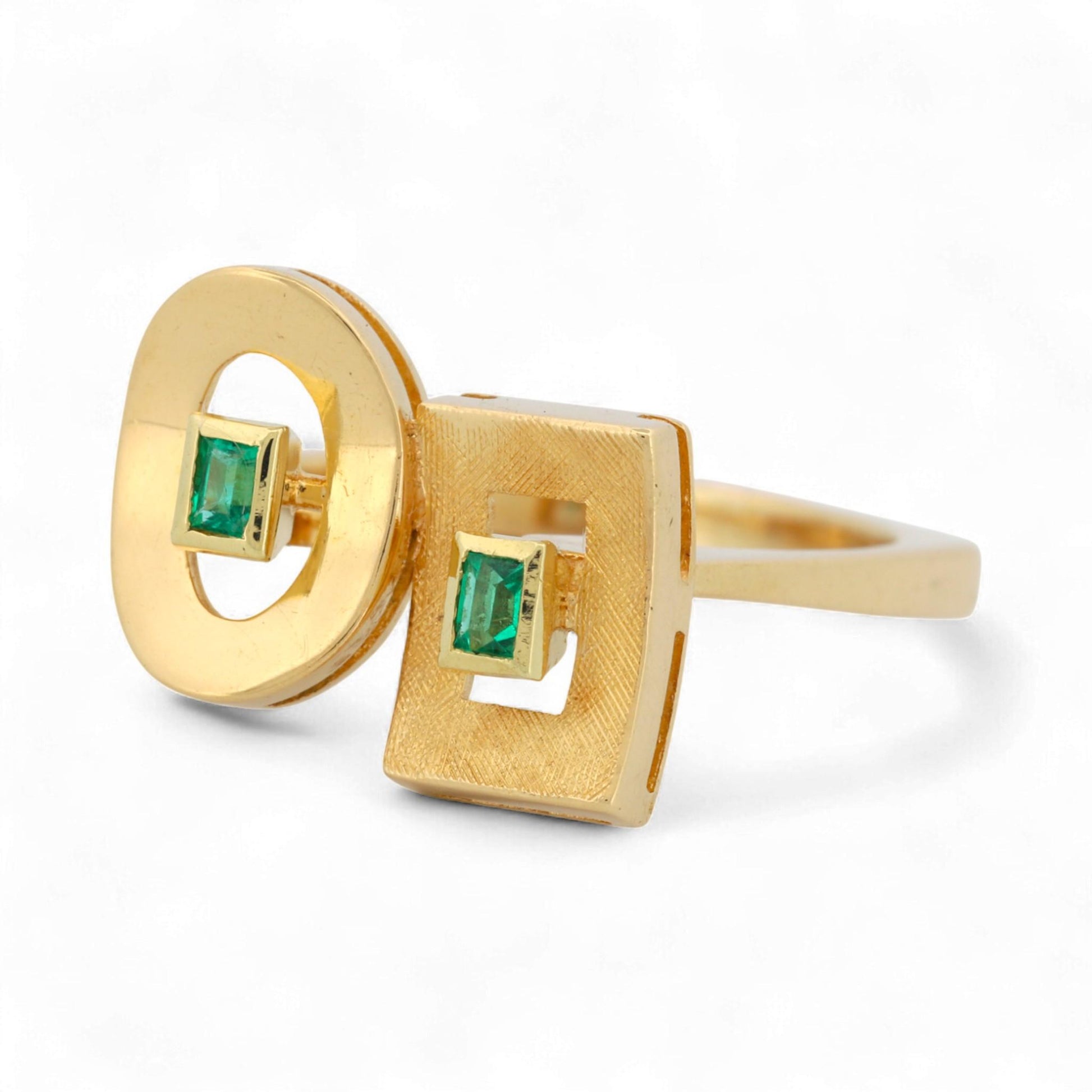 Vintage 18K Yellow Gold Emerald Geometric Bezel Ring Size 7