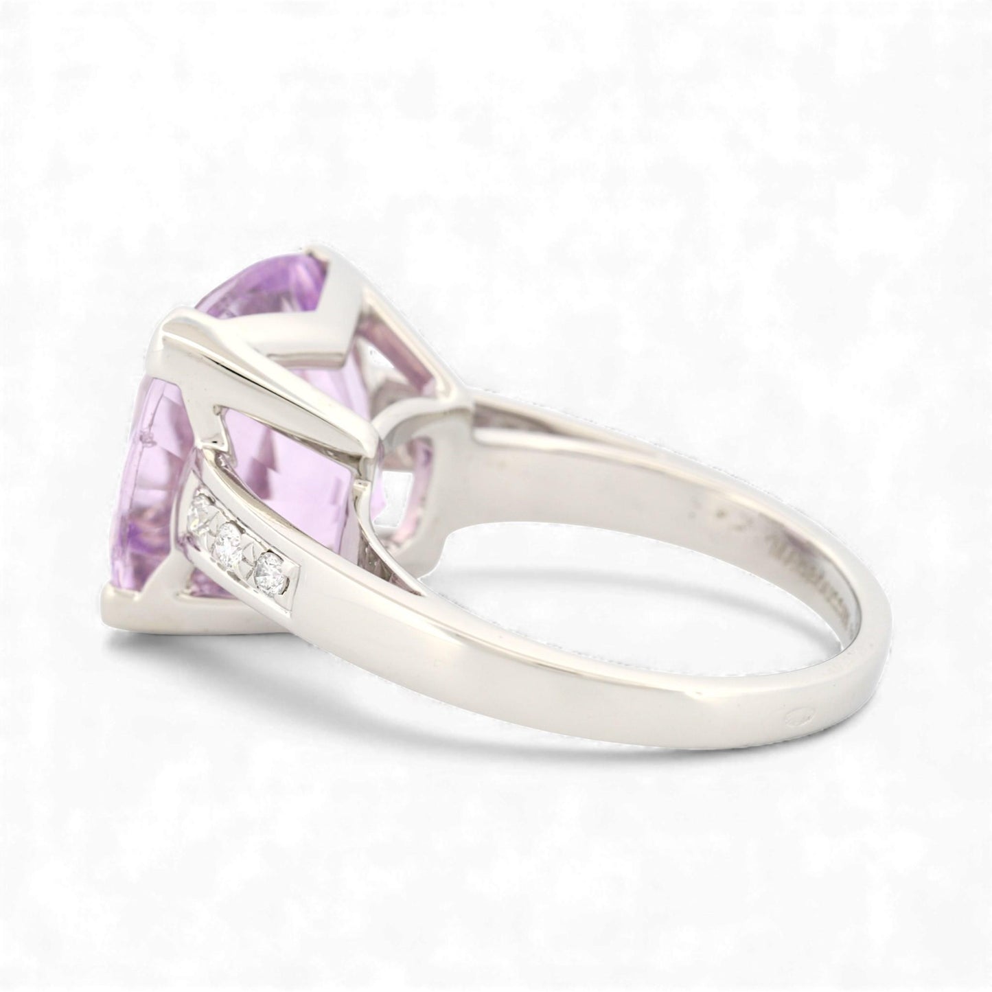 Mauboussin Gueule d’Amour 18K White Gold Rose de France & Diamond Ring