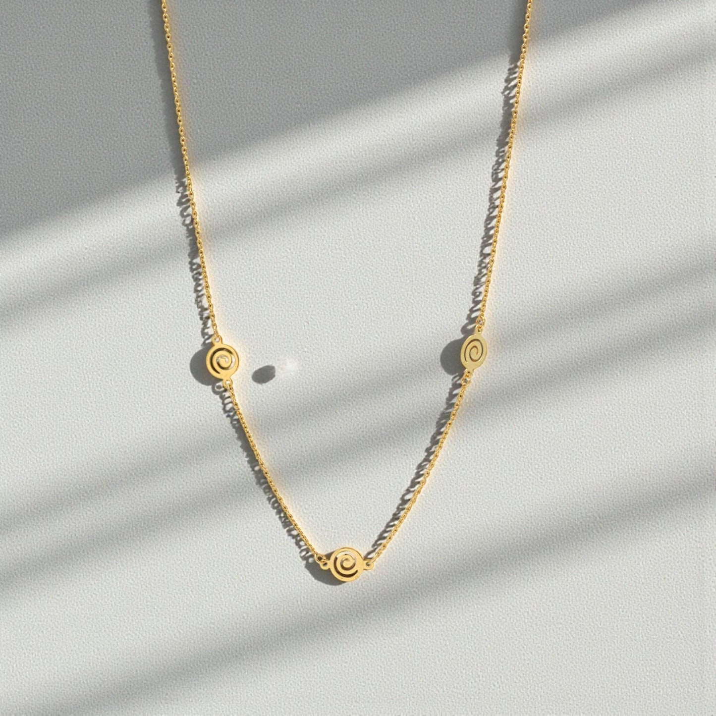 14k Yellow Gold Openwork Swirl Station Necklace 16–17 Inch Adjustable