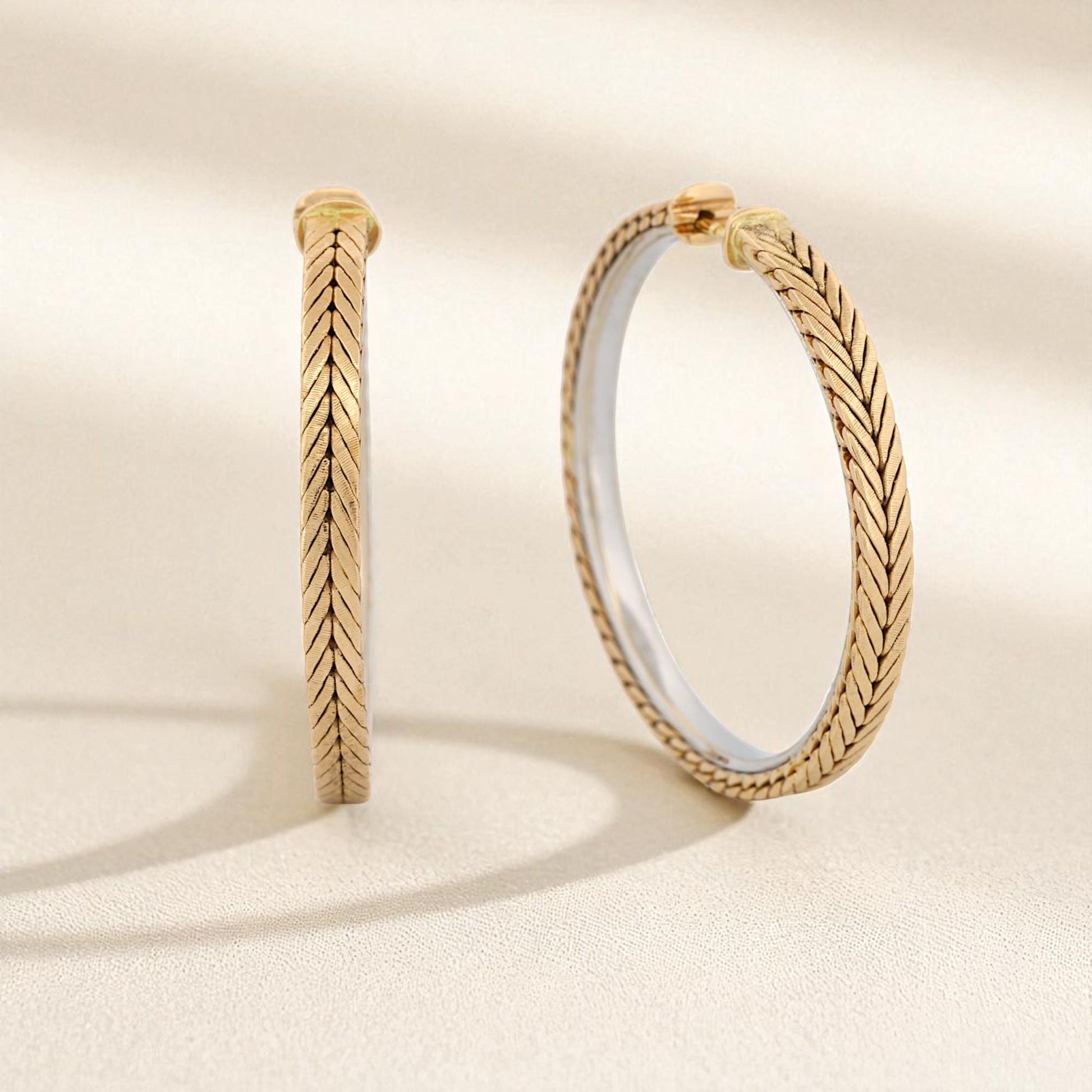 Vintage Gianmaria Buccellati Oro Earrings in 18K Gold – Serviced, Rare Como-Made