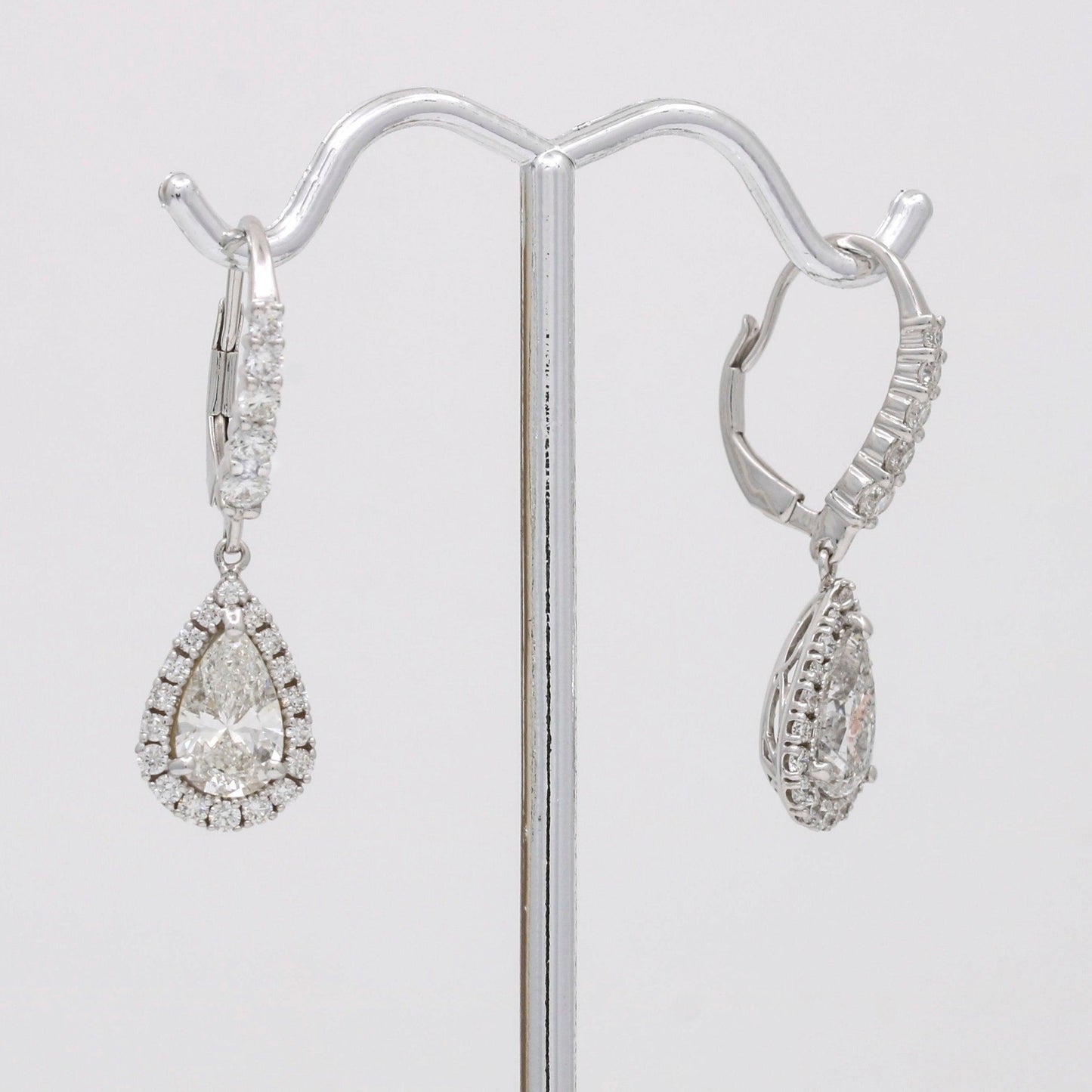 Women's 18k White Gold Diamond Drop Dangle Earrings with Leverback - 31 Jewels Inc.
