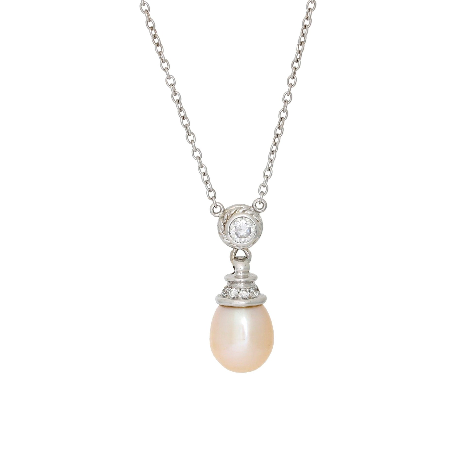 Women's Baroque Golden South Sea Cultured Diamond Necklace in 14k White Gold - 31 Jewels Inc.