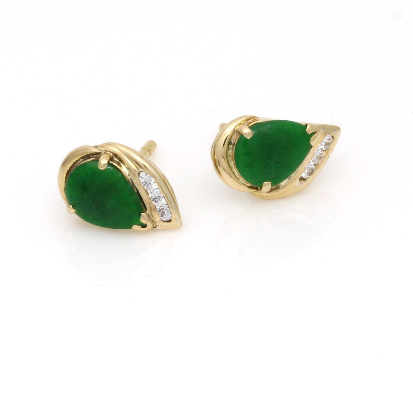 Women's Emerald Green Jade Drop Stud Earrings in 18k Yellow Gold - 31 Jewels Inc.
