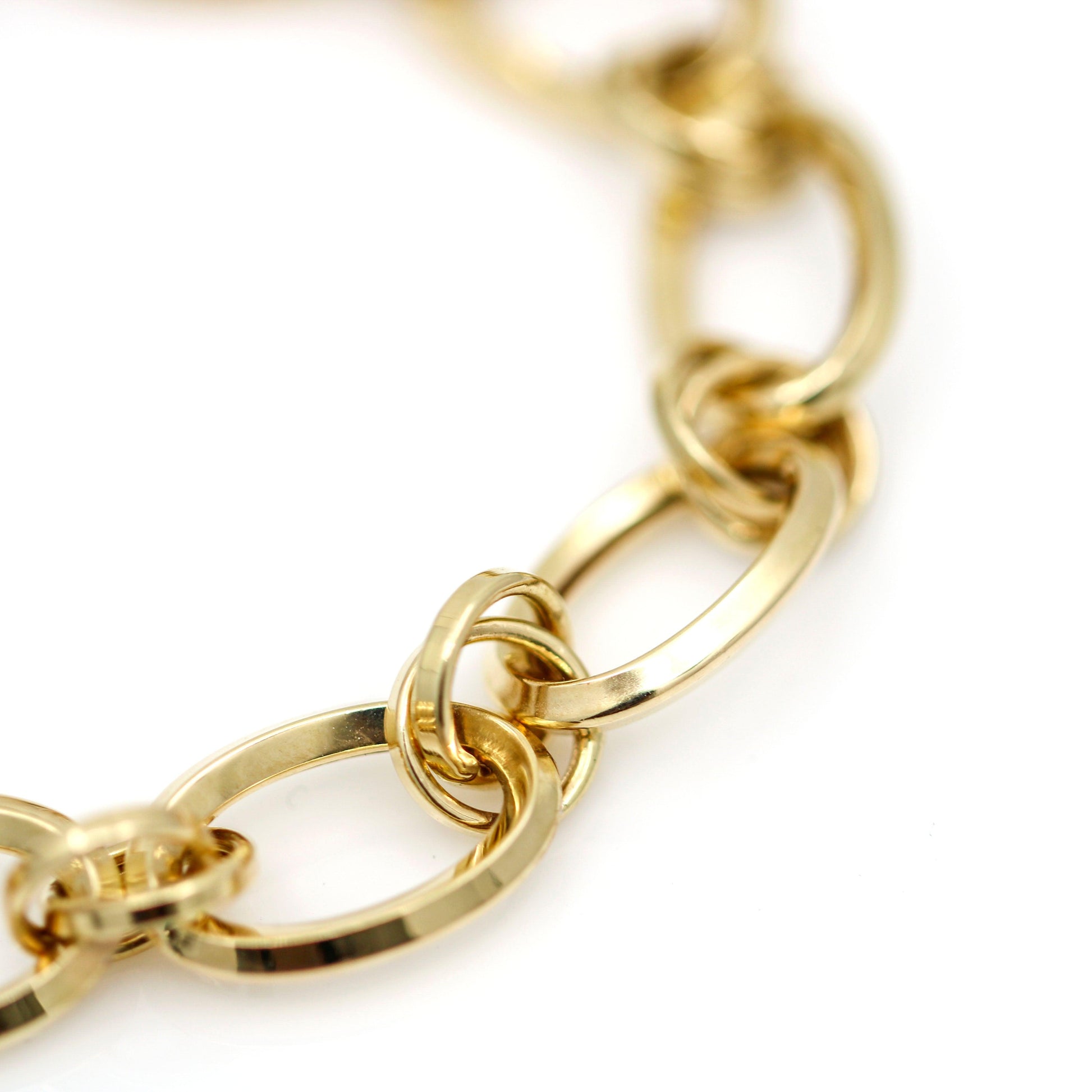 Women's Hollow Oval Link Statement Bracelet in 14k Yellow Gold - 31 Jewels Inc.