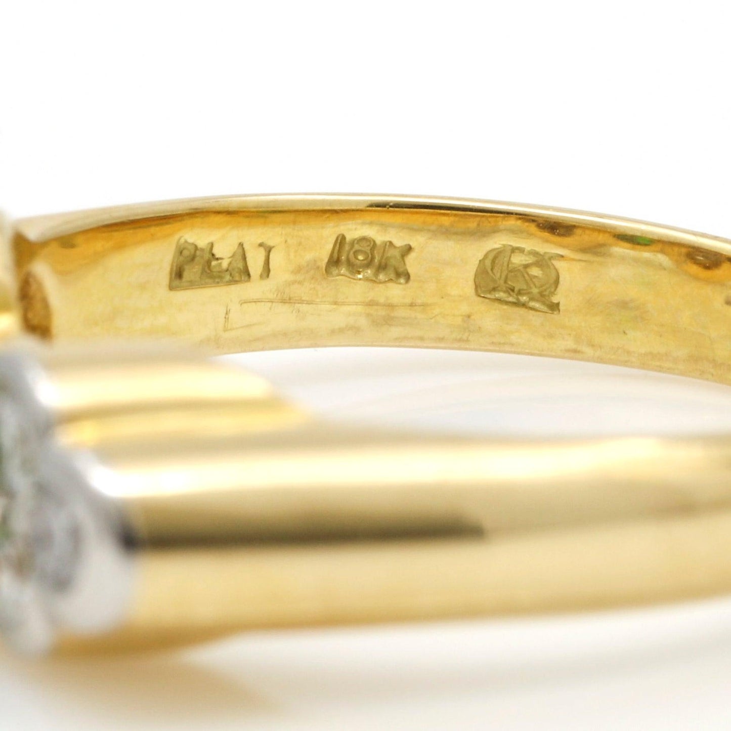 Women's Tsavorite Diamond Ring in 18k Yellow Gold Platinum - 31 Jewels Inc.