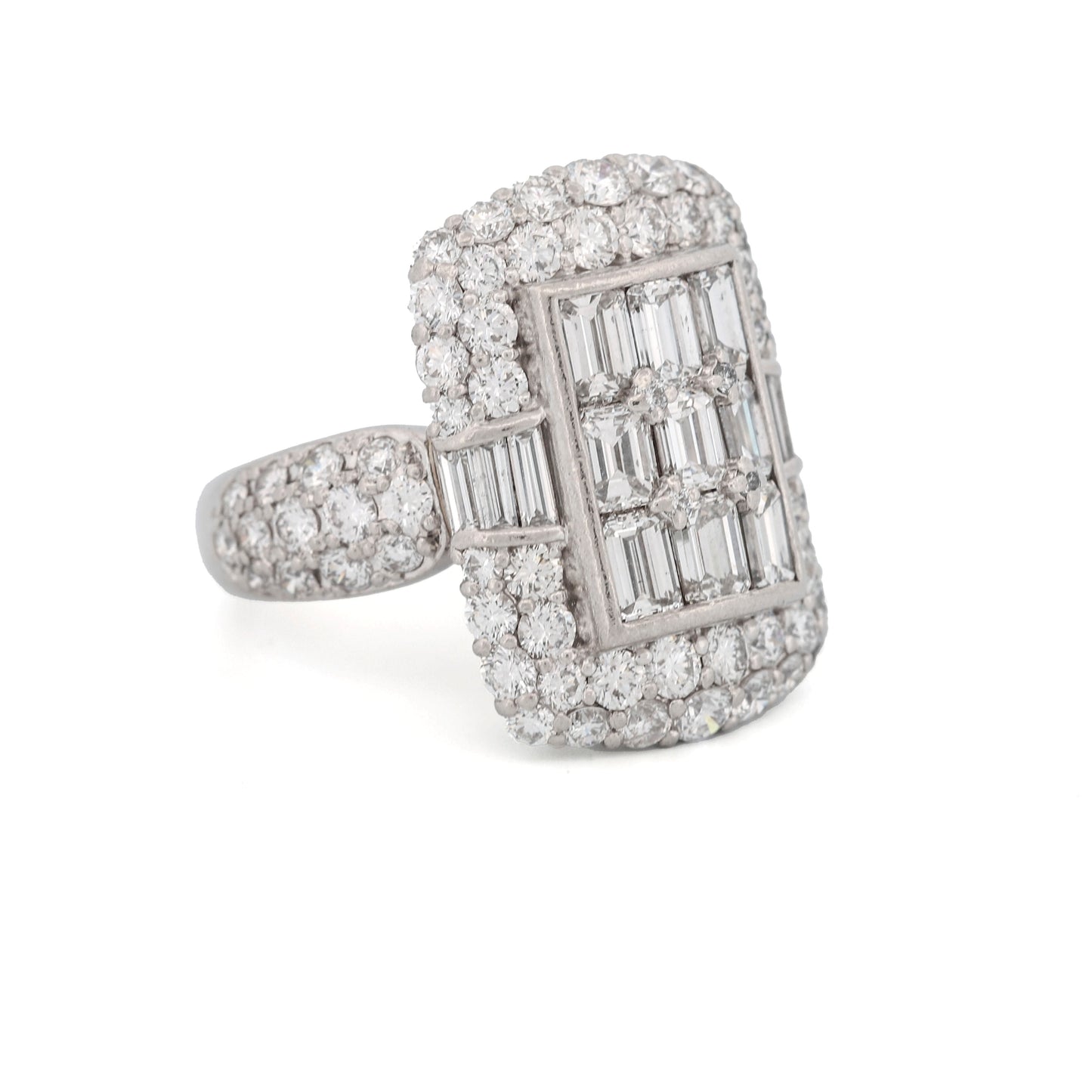 Stunning Diamond Statement Ring in Platinum - Retro Glamour - Size 7.5