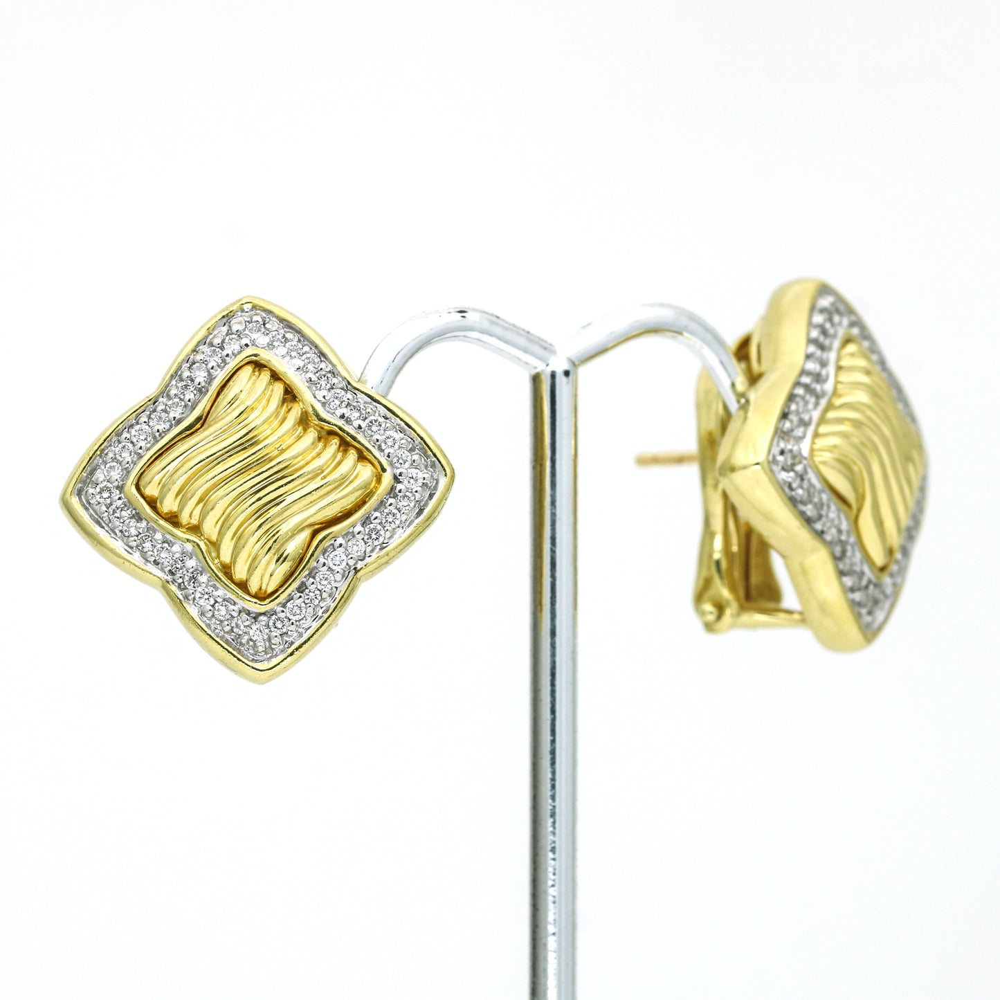 David Yurman 18k Gold Diamond Quatrefoil Earrings - Size Medium